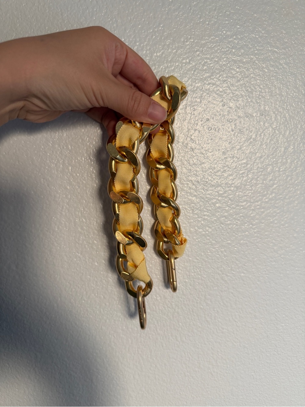Clare V. Shortie Strap in Butter Grosgrain Curb Chain